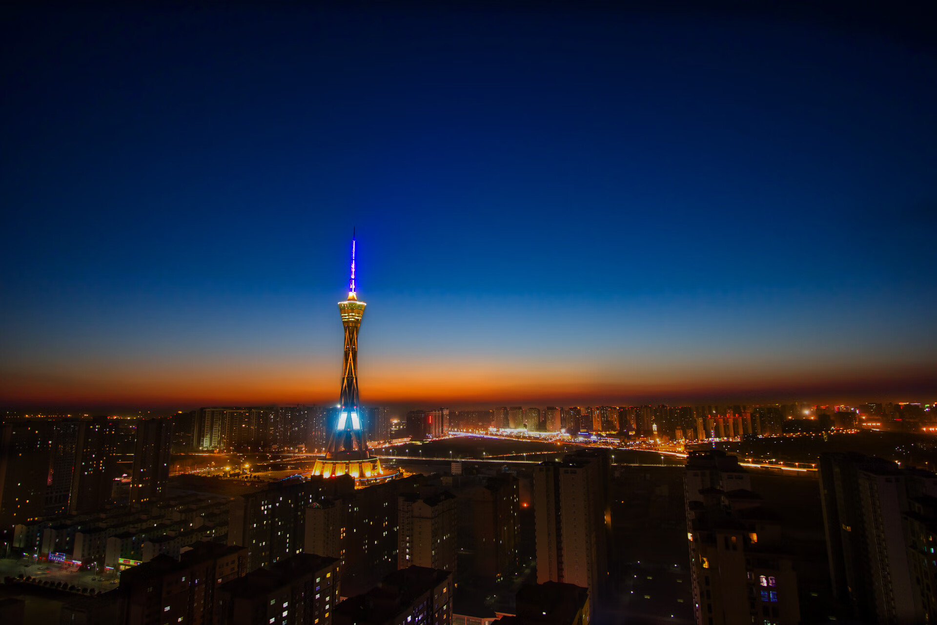 开云体育首页-意大利国家队击败强敌，稳坐积分榜第一位，意大利国家队最近战绩比分