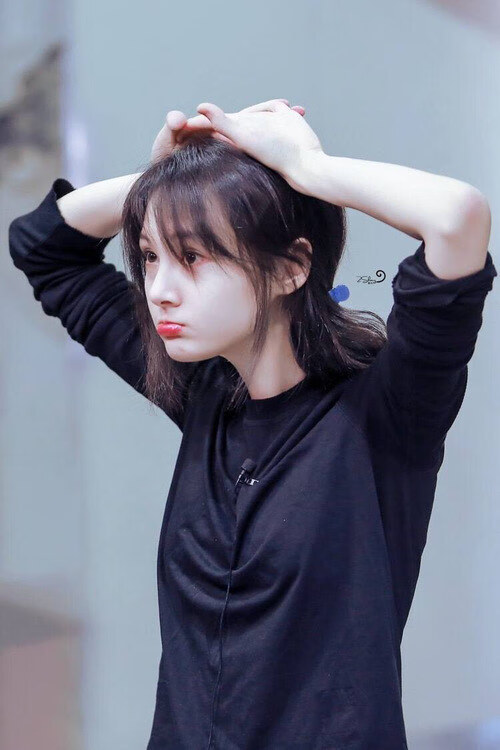 kaiyun sports-新疆队在比赛中展现出出色表现，实力稳步提升，新疆队赛事